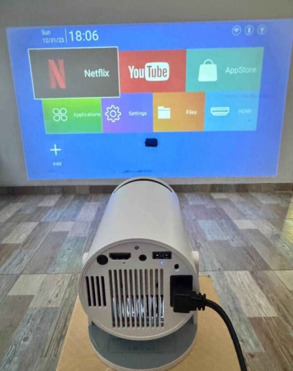 PROYECTOR INTELIGENTE ULTRA HD 4K CILINDRO